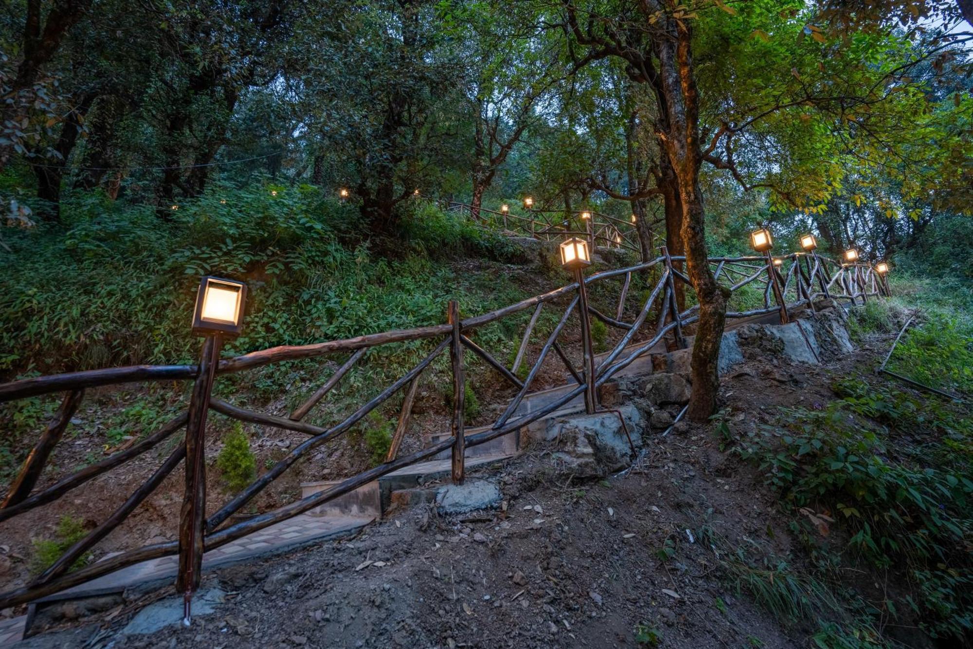 Hotel The Whispering Oaks Nainital Exteriér fotografie