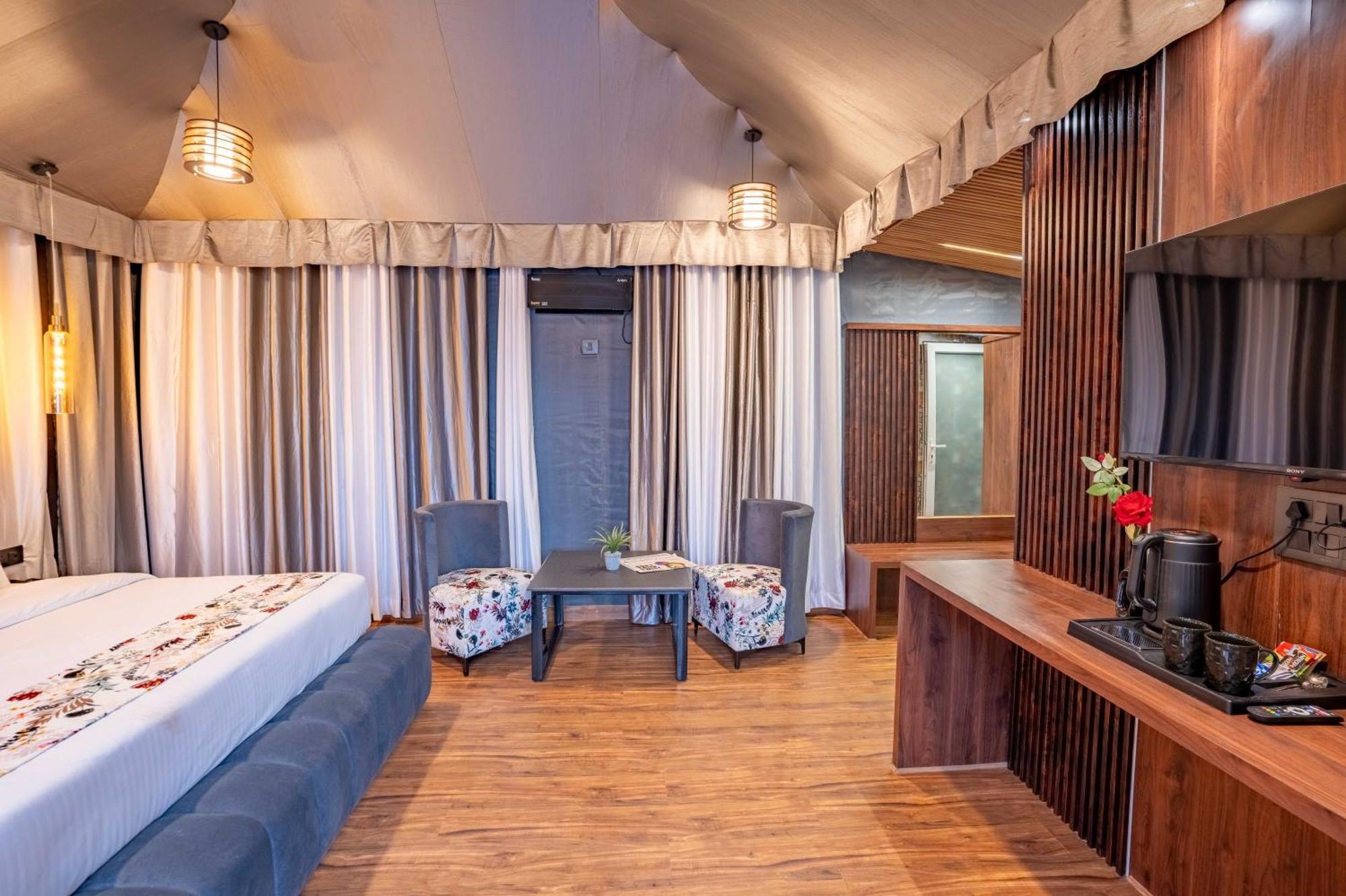 Hotel The Whispering Oaks Nainital Exteriér fotografie