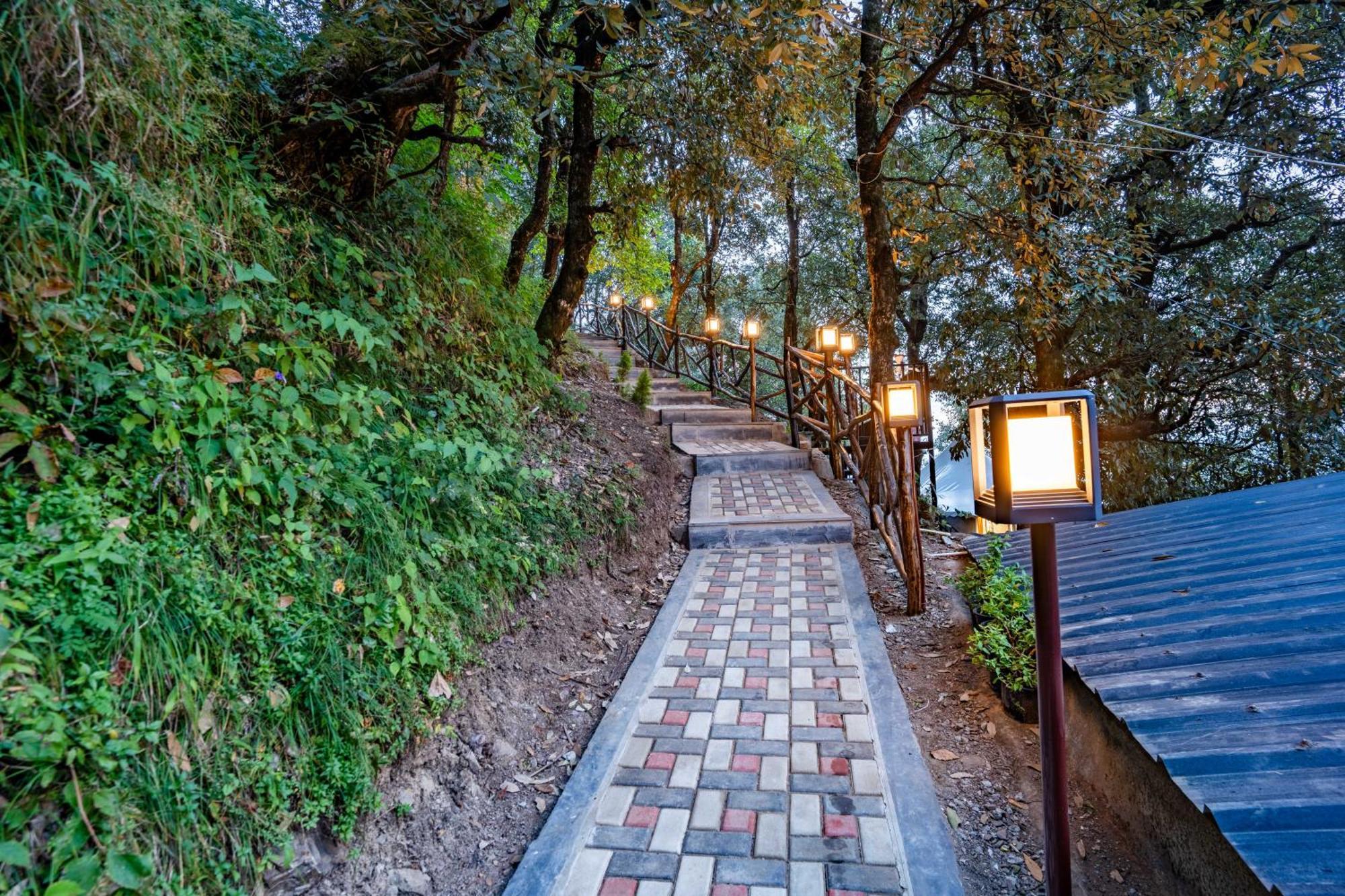 Hotel The Whispering Oaks Nainital Exteriér fotografie