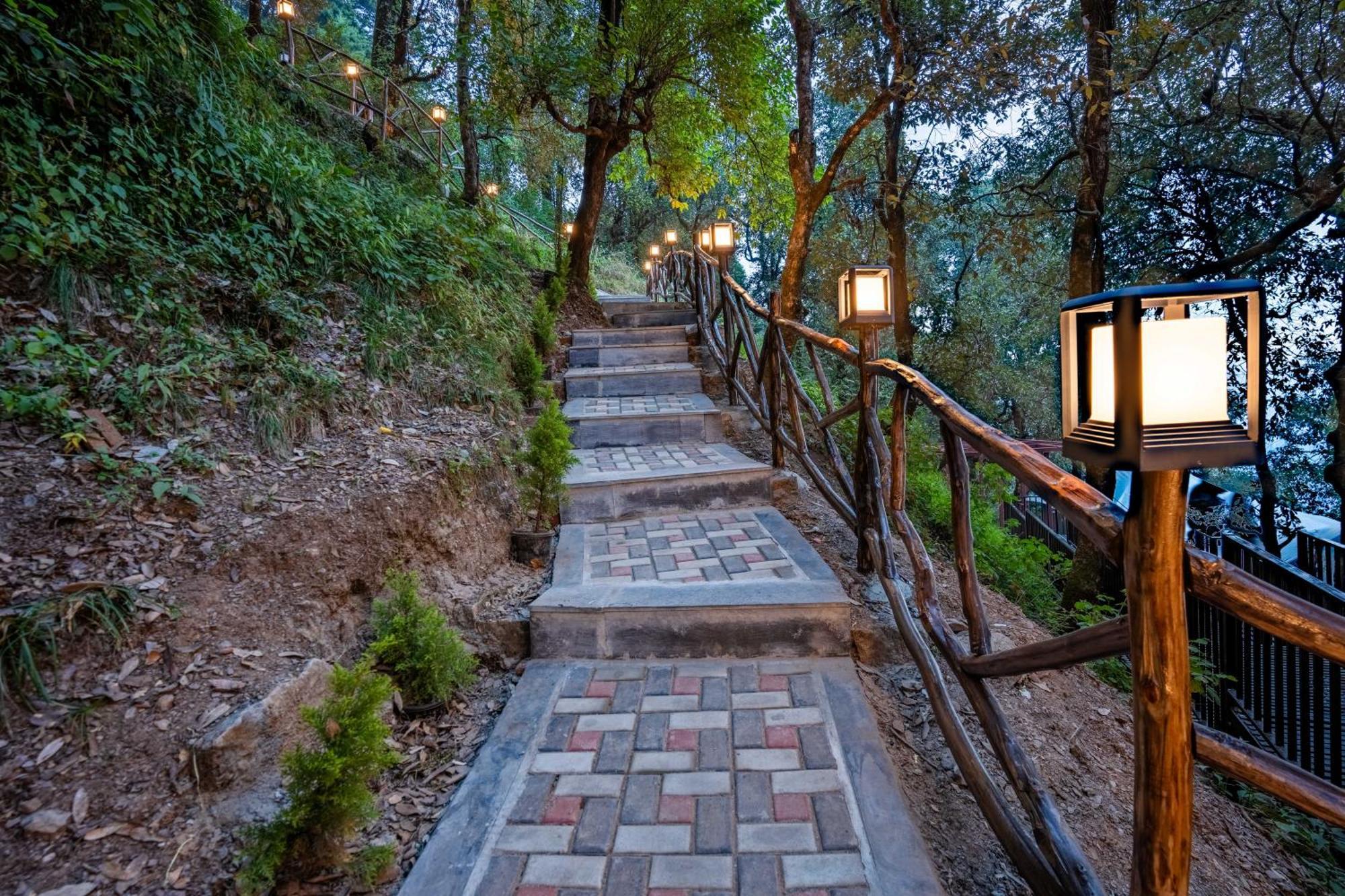 Hotel The Whispering Oaks Nainital Exteriér fotografie